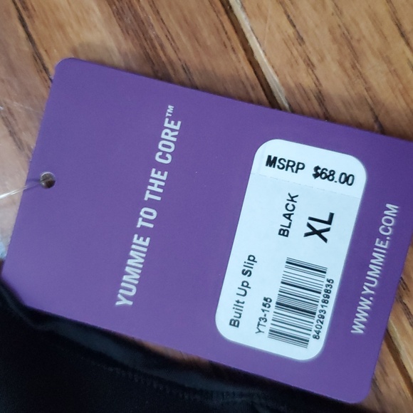 Yummie Built Up Convertible Slip - Picture 5 of 11